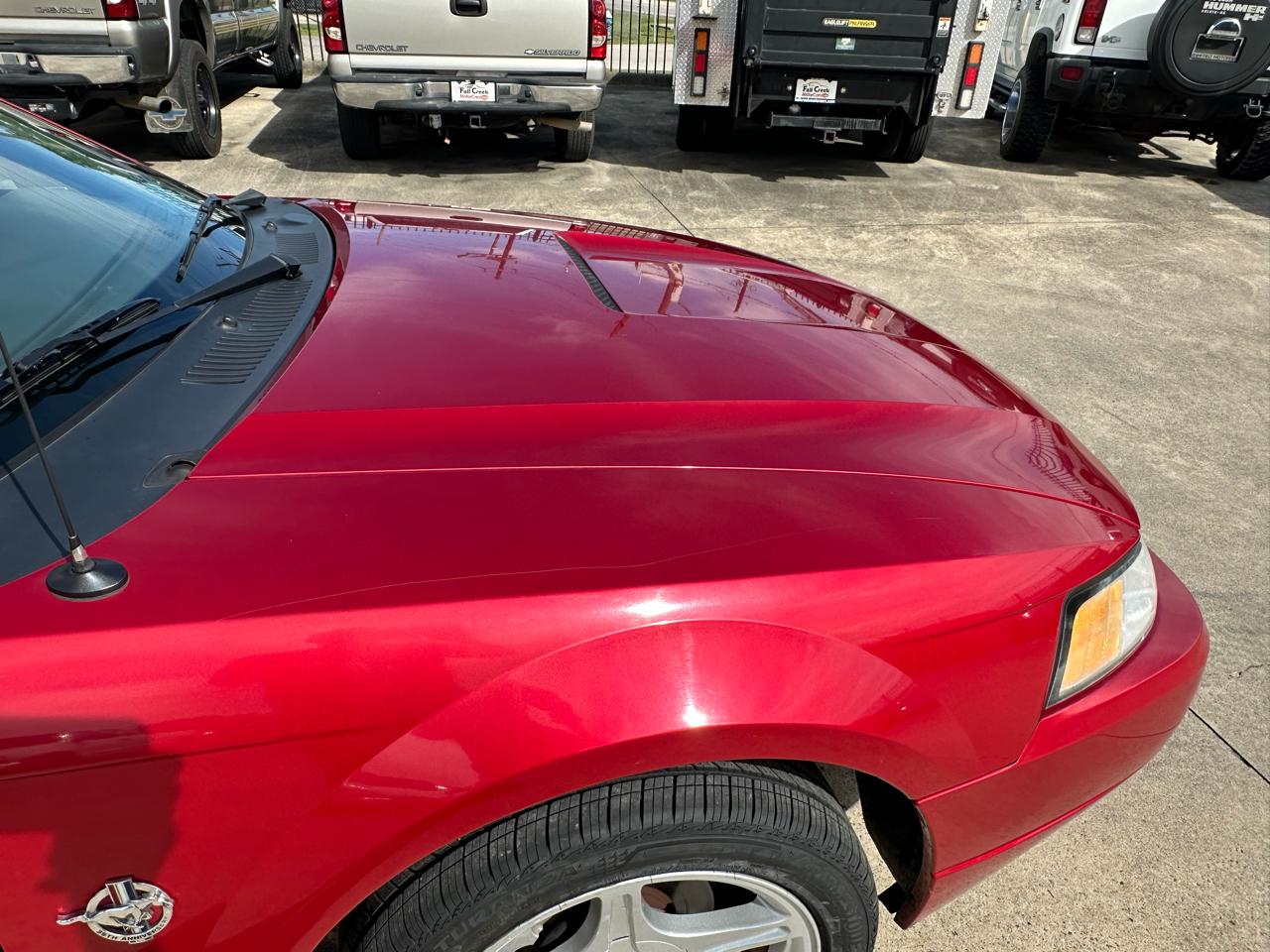 Ford Mustang GT convertible 1999