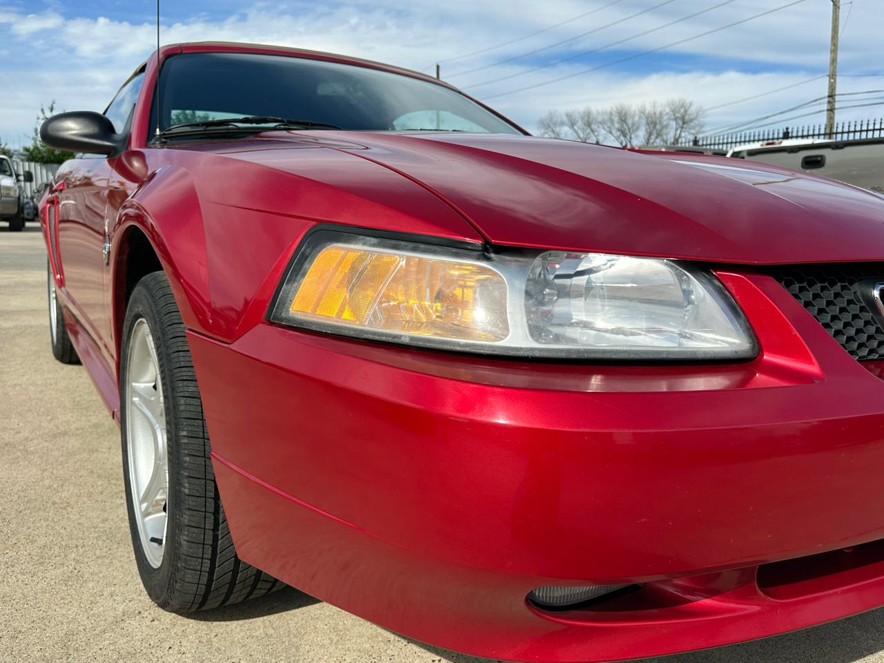 Ford Mustang GT convertible 1999