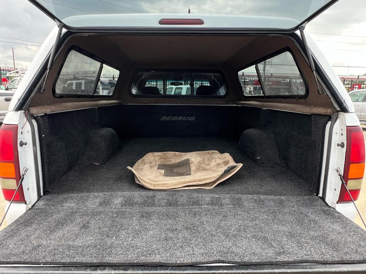 GMC Sierra 2500HD SLE Ext. Cab Short Bed 4WD 2002