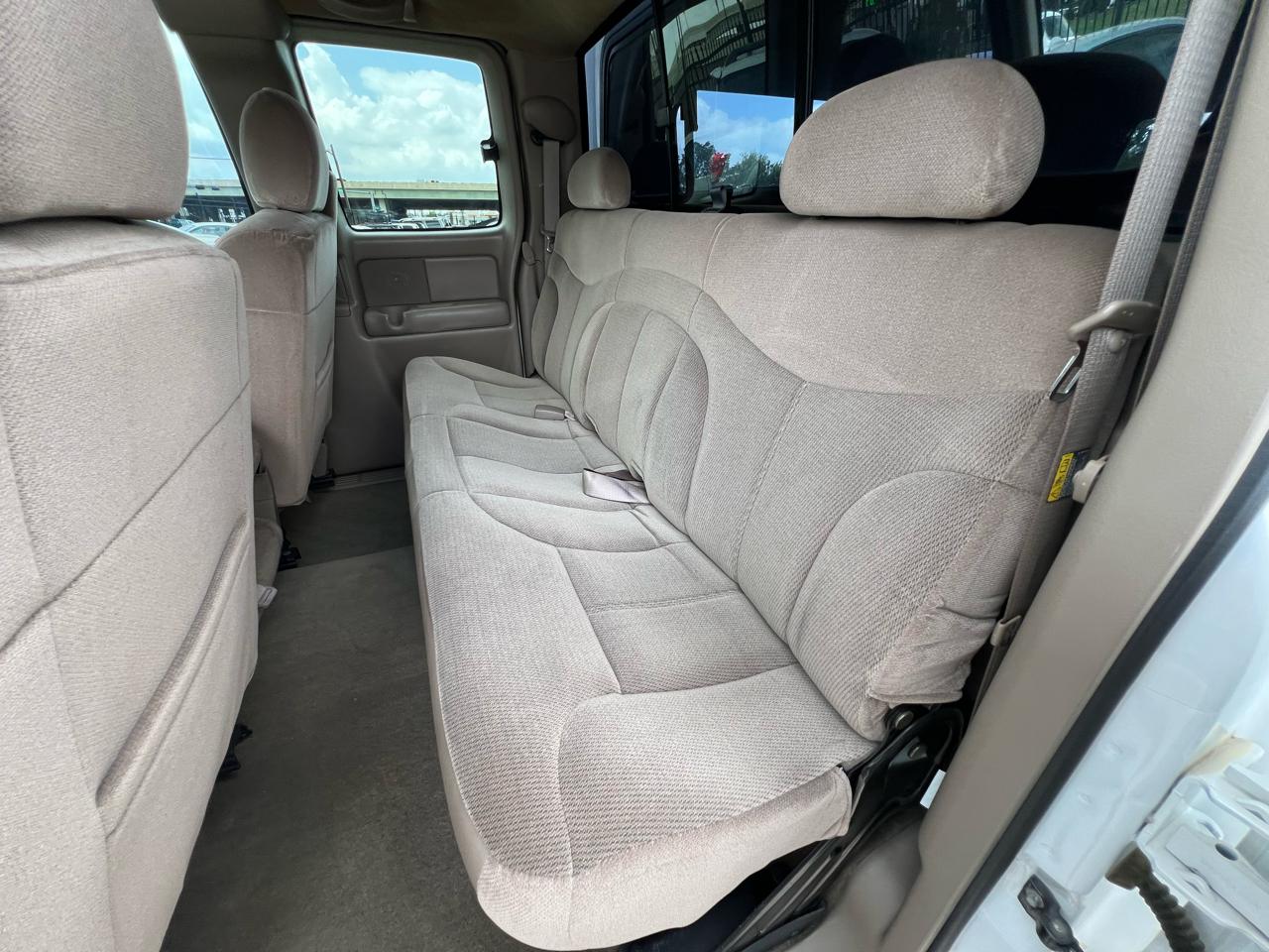 GMC Sierra 2500HD SLE Ext. Cab Short Bed 4WD 2002