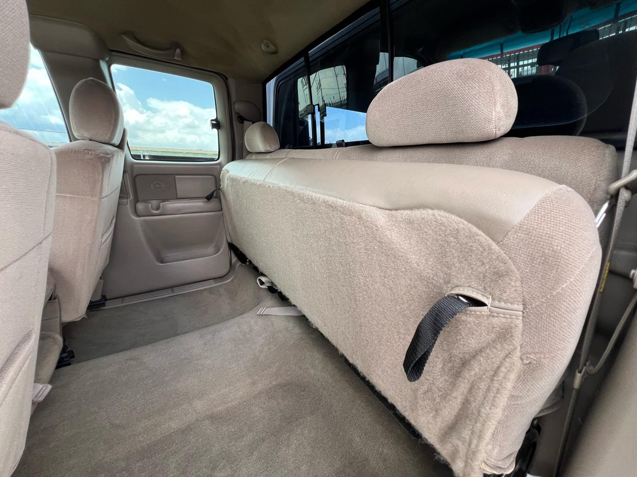 GMC Sierra 2500HD SLE Ext. Cab Short Bed 4WD 2002