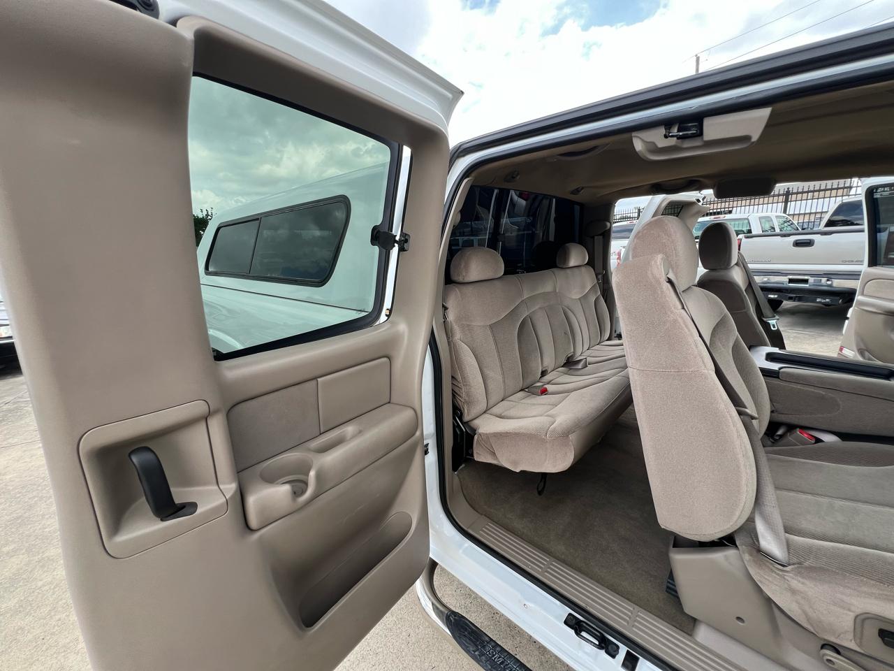 GMC Sierra 2500HD SLE Ext. Cab Short Bed 4WD 2002