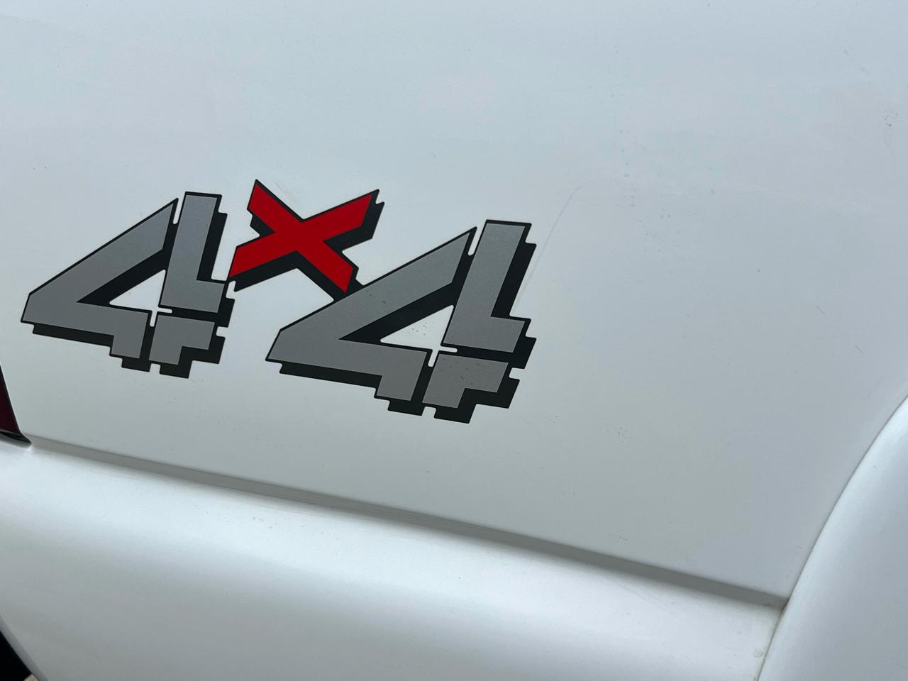 GMC Sierra 2500HD SLE Ext. Cab Short Bed 4WD 2002