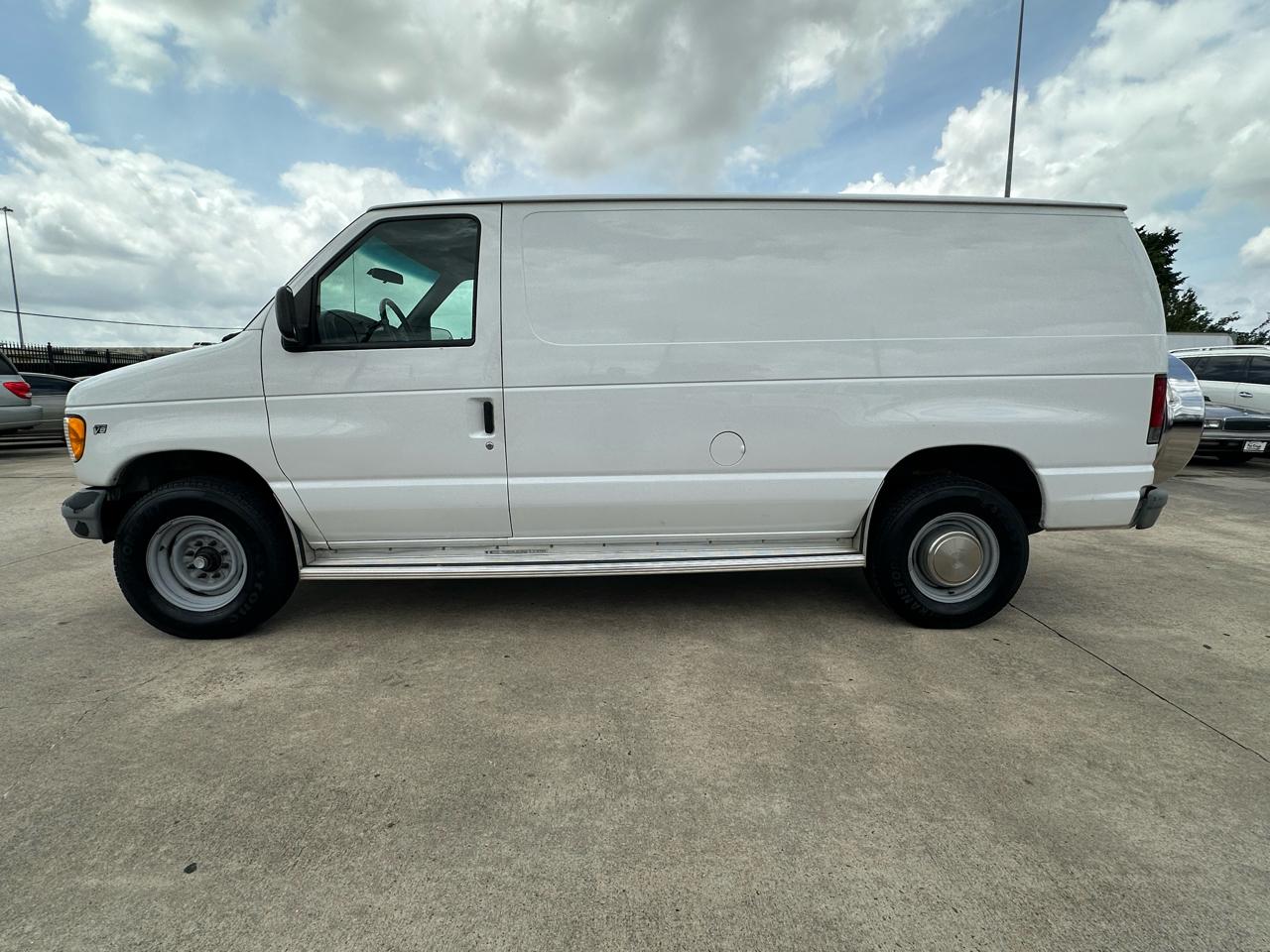 Ford Econoline E350 Super Duty 2000