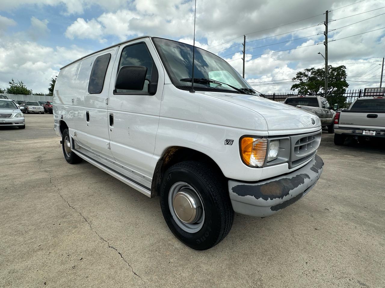 Ford Econoline E350 Super Duty 2000