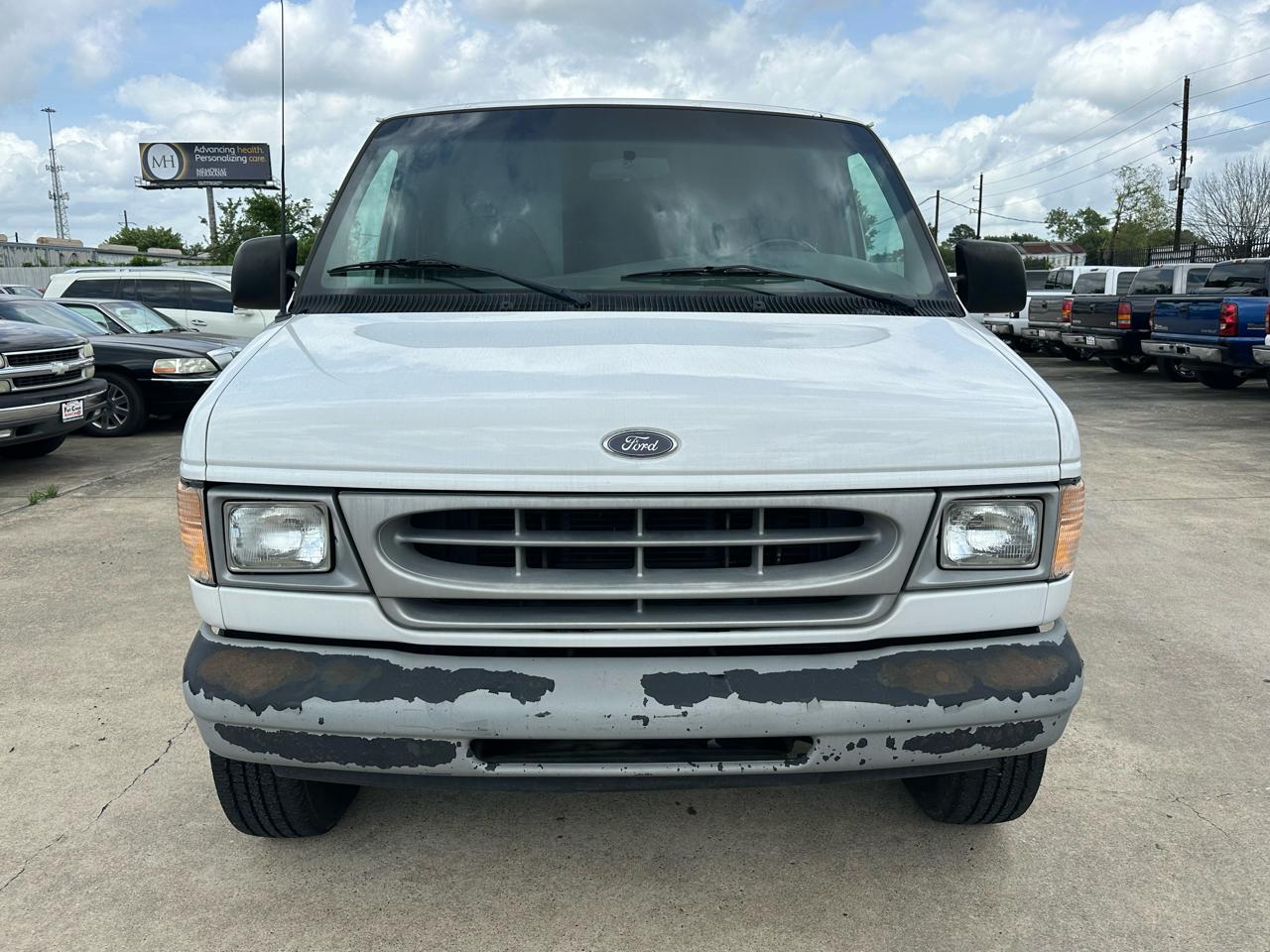 Ford Econoline E350 Super Duty 2000