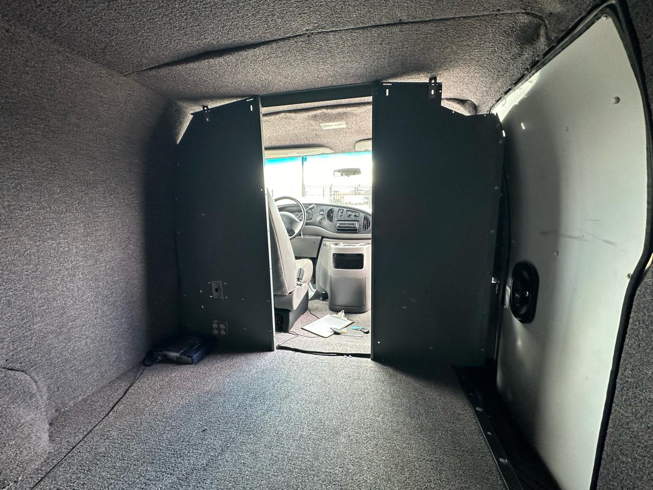 Ford Econoline E350 Super Duty 2000