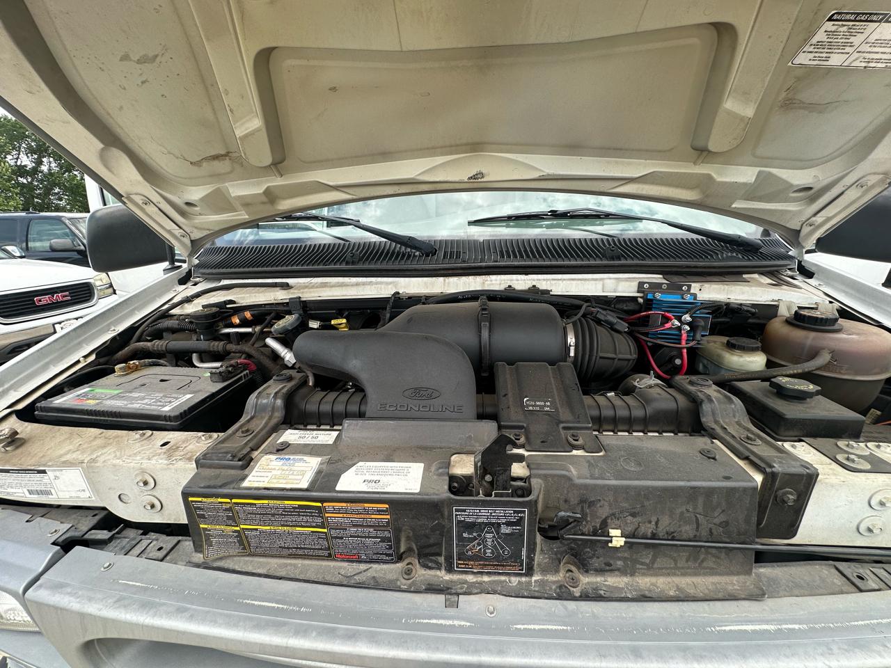 Ford Econoline E350 Super Duty 2000