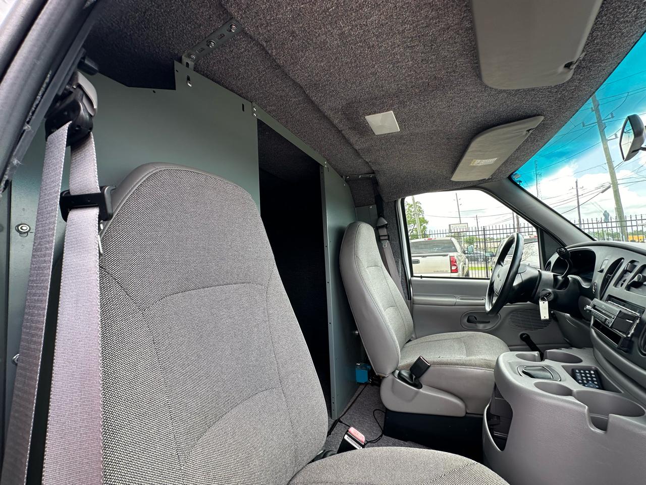 Ford Econoline E350 Super Duty 2000