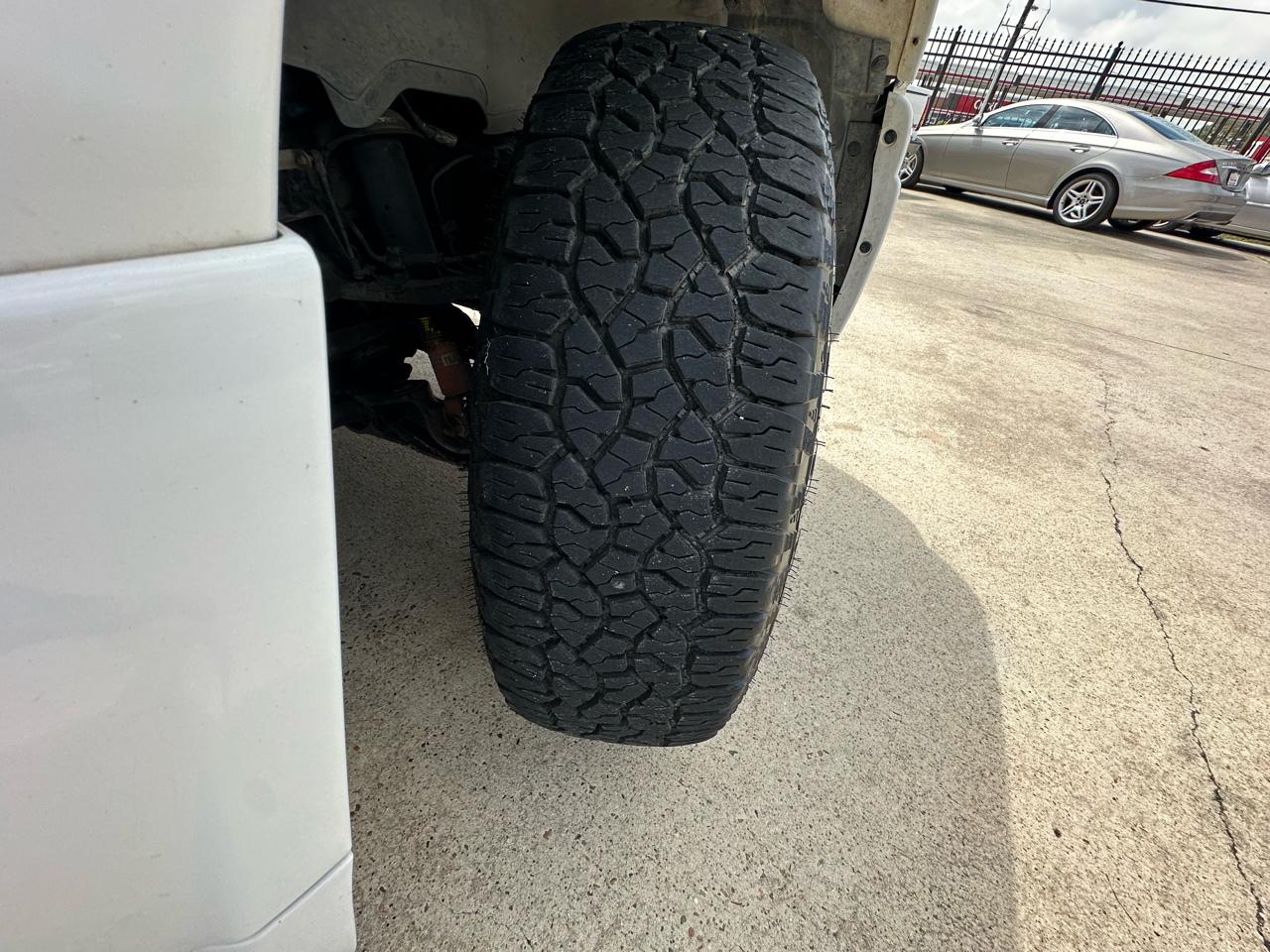 GMC Yukon Denali XL 2002