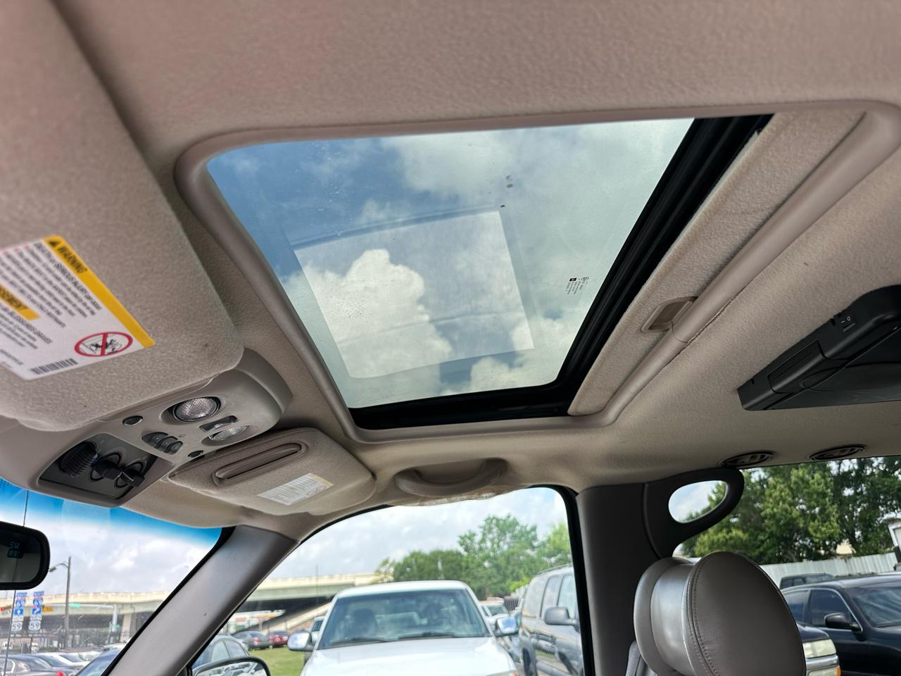 GMC Yukon Denali XL 2002