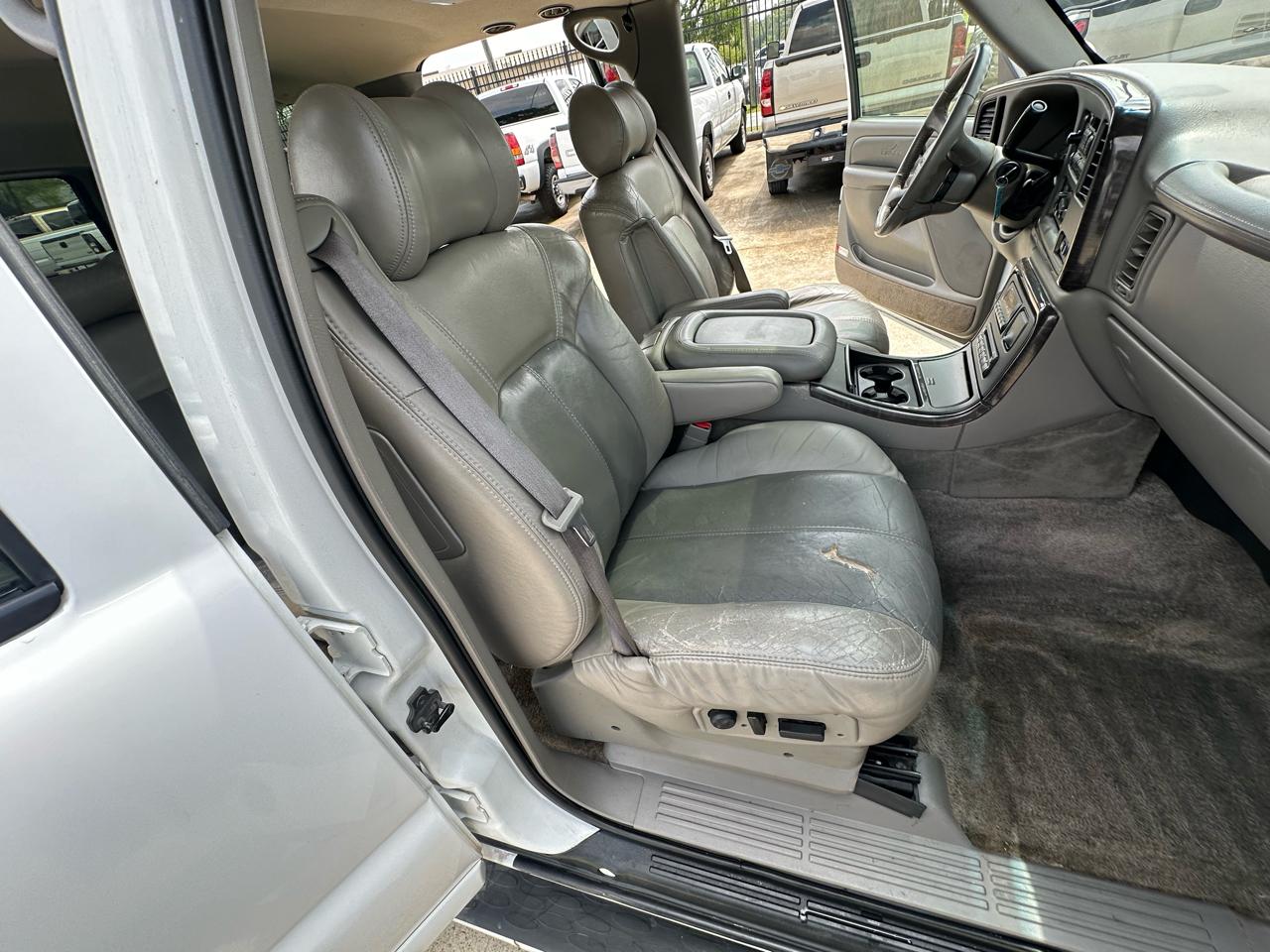 GMC Yukon Denali XL 2002