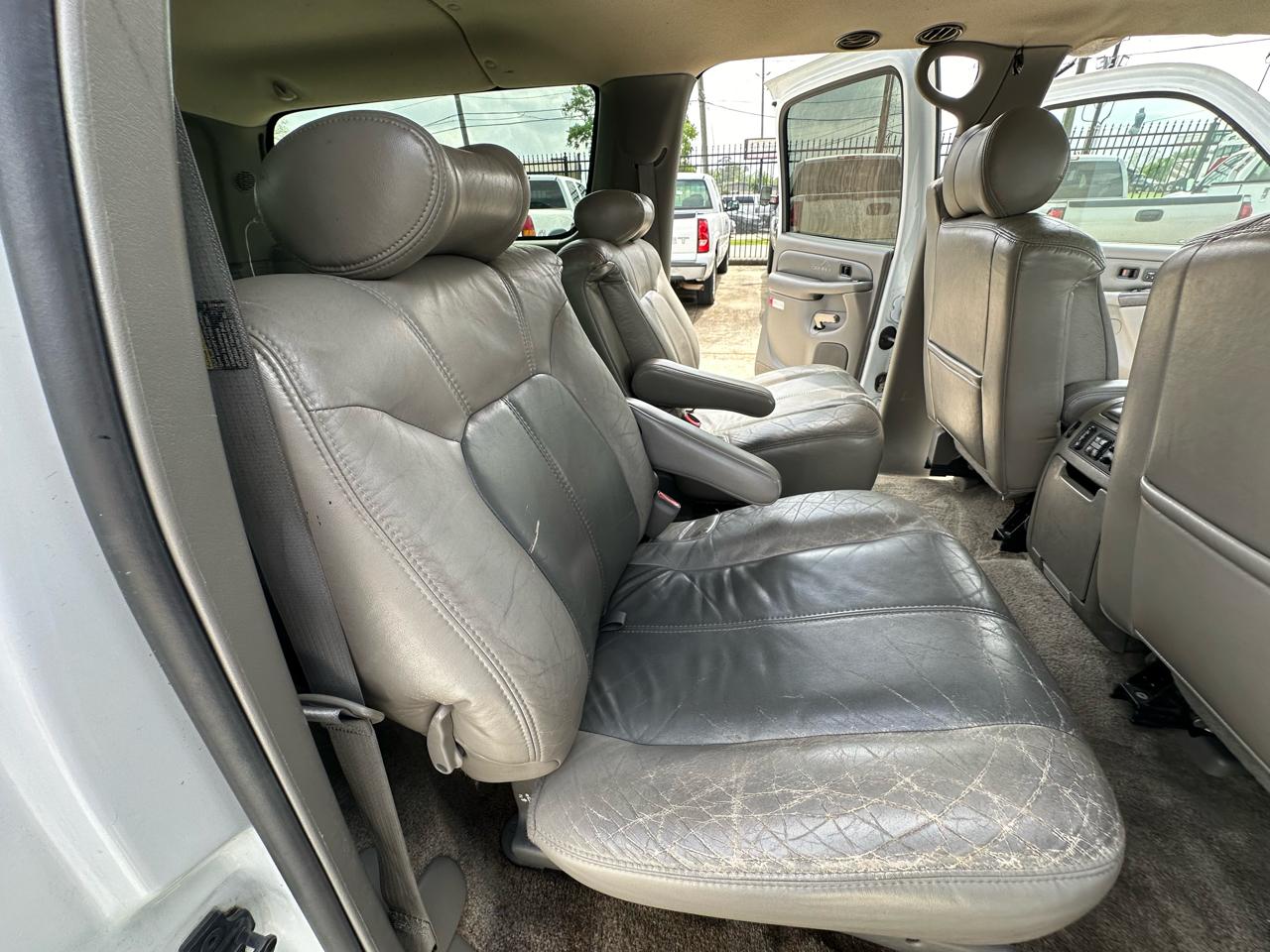 GMC Yukon Denali XL 2002