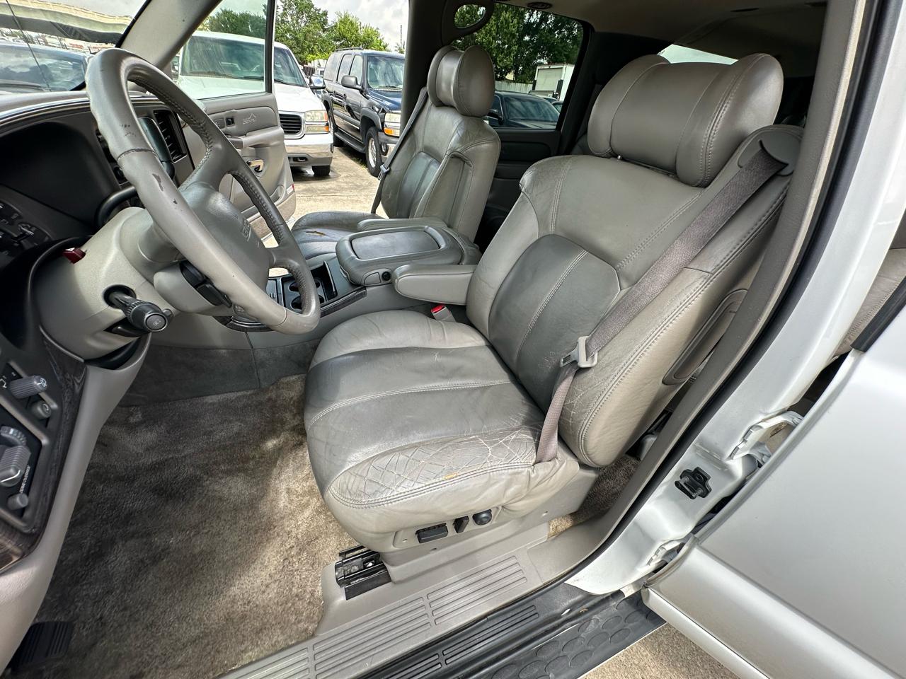 GMC Yukon Denali XL 2002