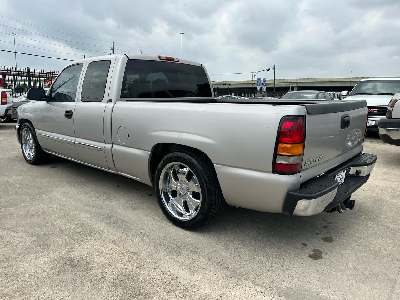 GMC Sierra 1500 SLE Ext. Cab Short Bed 2WD 2005