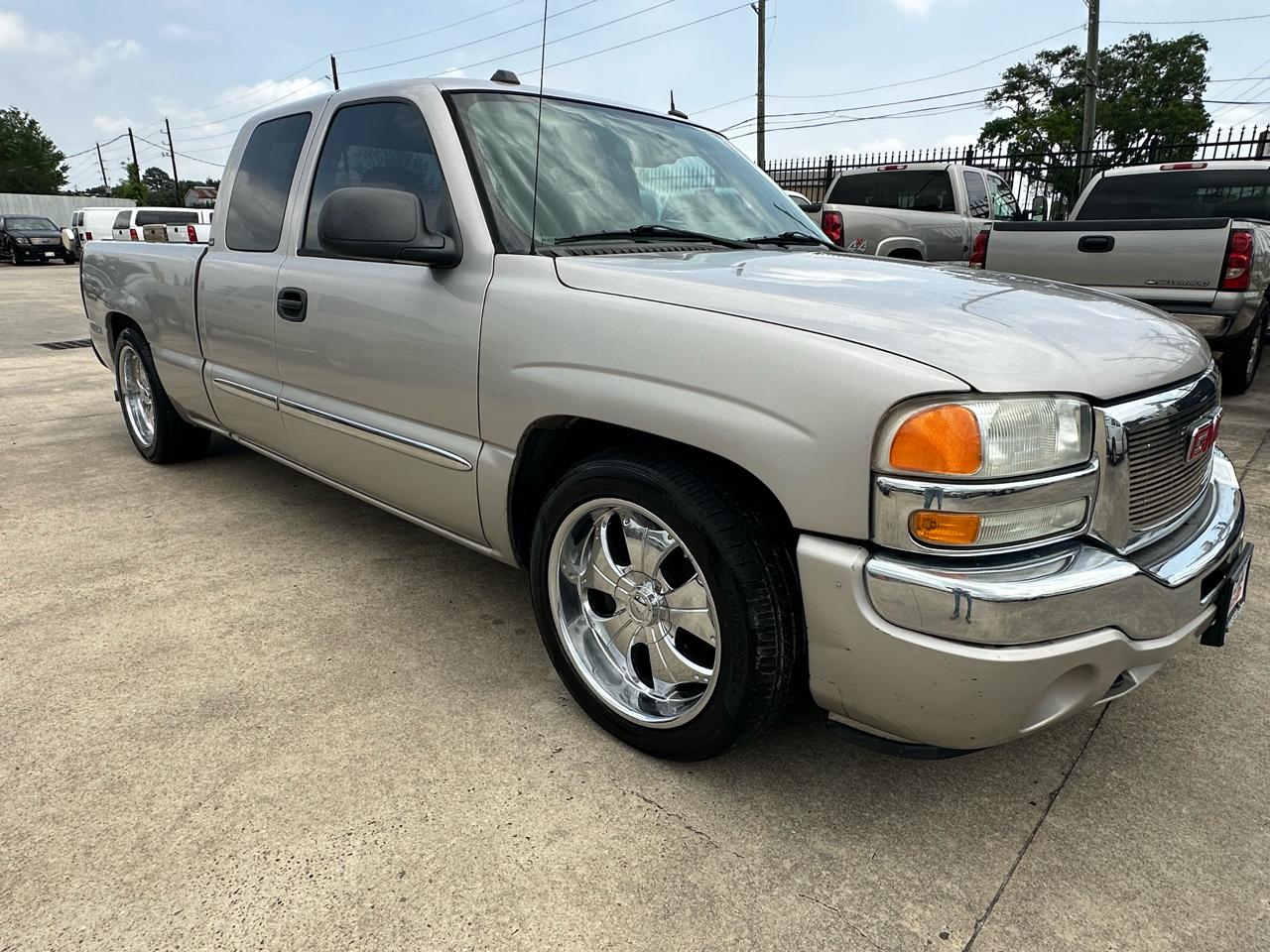 GMC Sierra 1500 SLE Ext. Cab Short Bed 2WD 2005