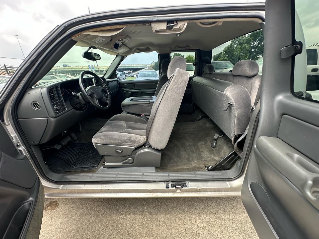 GMC Sierra 1500 SLE Ext. Cab Short Bed 2WD 2005