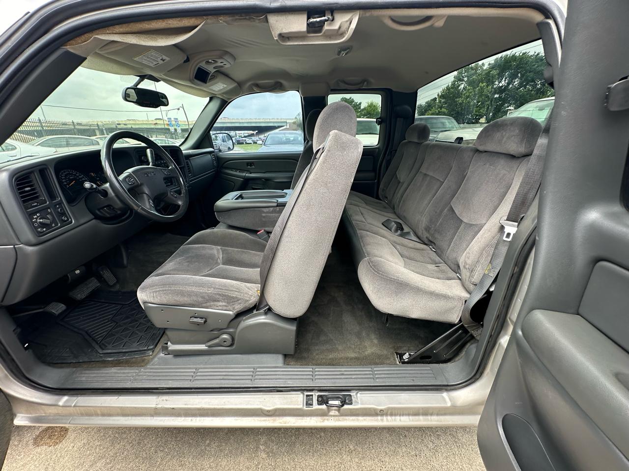 GMC Sierra 1500 SLE Ext. Cab Short Bed 2WD 2005