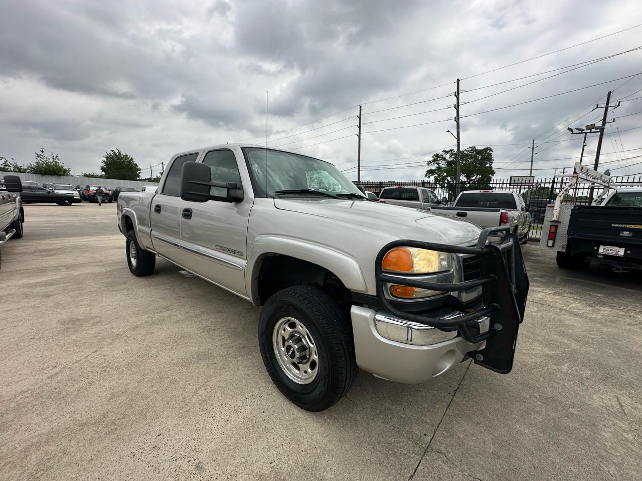 GMC Sierra 2500HD SLE Crew Cab Short Bed 4WD 2006