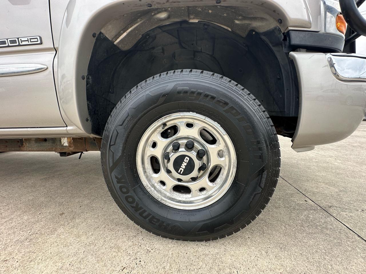 GMC Sierra 2500HD SLE Crew Cab Short Bed 4WD 2006