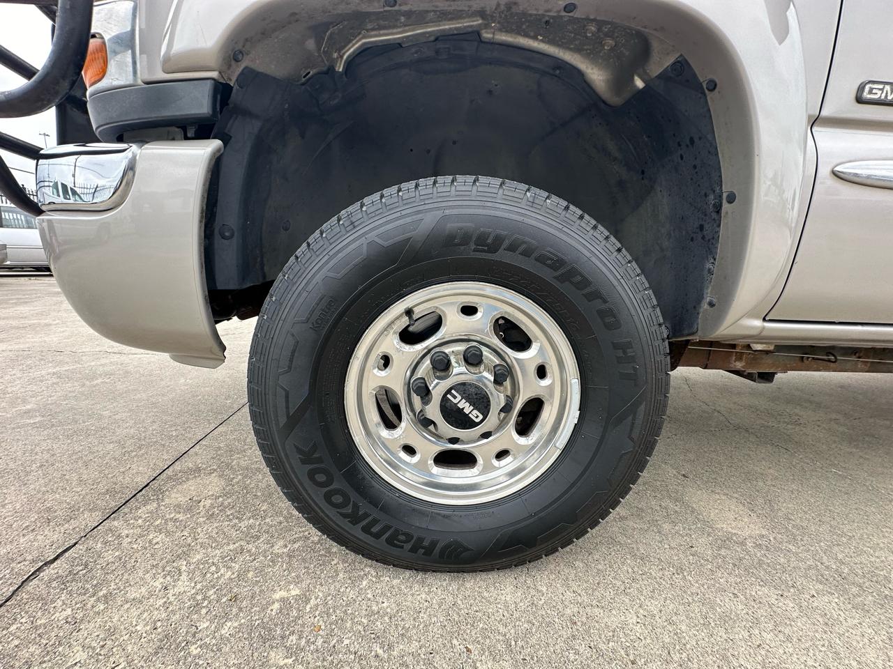 GMC Sierra 2500HD SLE Crew Cab Short Bed 4WD 2006