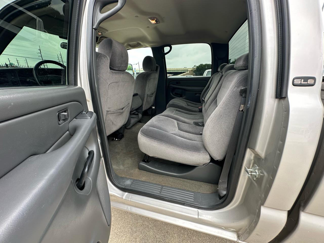 GMC Sierra 2500HD SLE Crew Cab Short Bed 4WD 2006