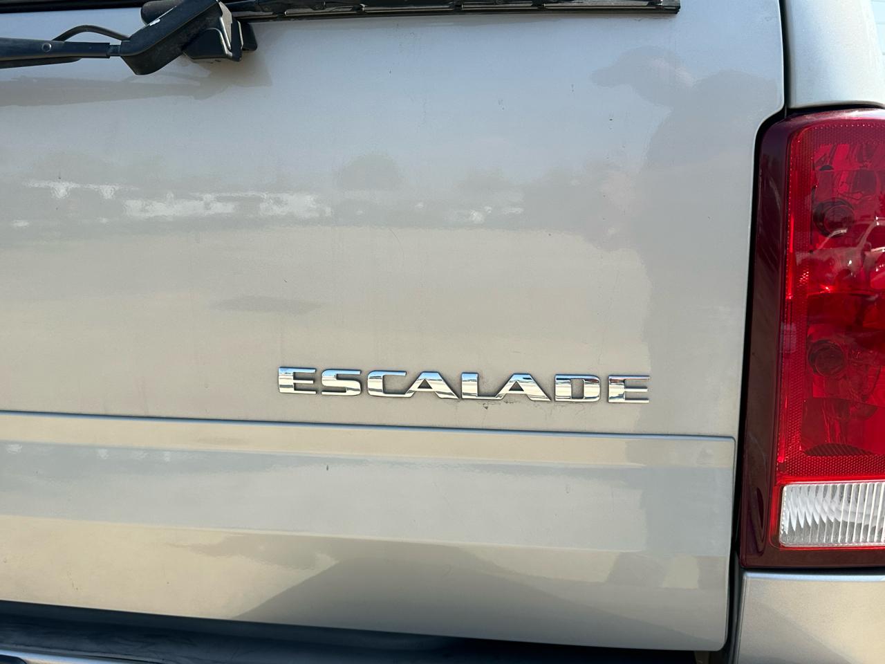 Cadillac Escalade 4WD 4dr Luxury Collection 2005