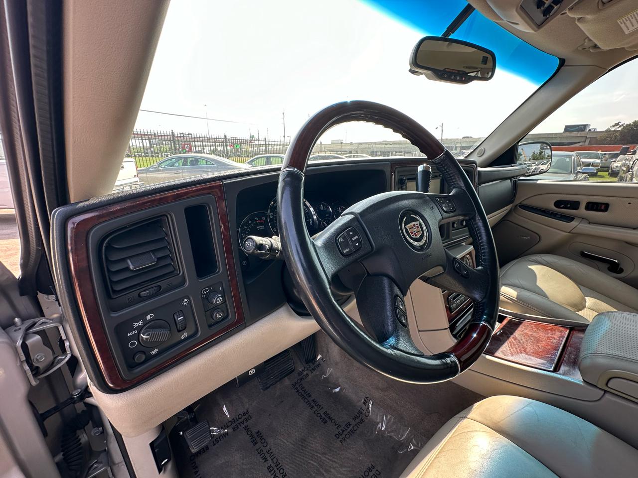 Cadillac Escalade 4WD 4dr Luxury Collection 2005