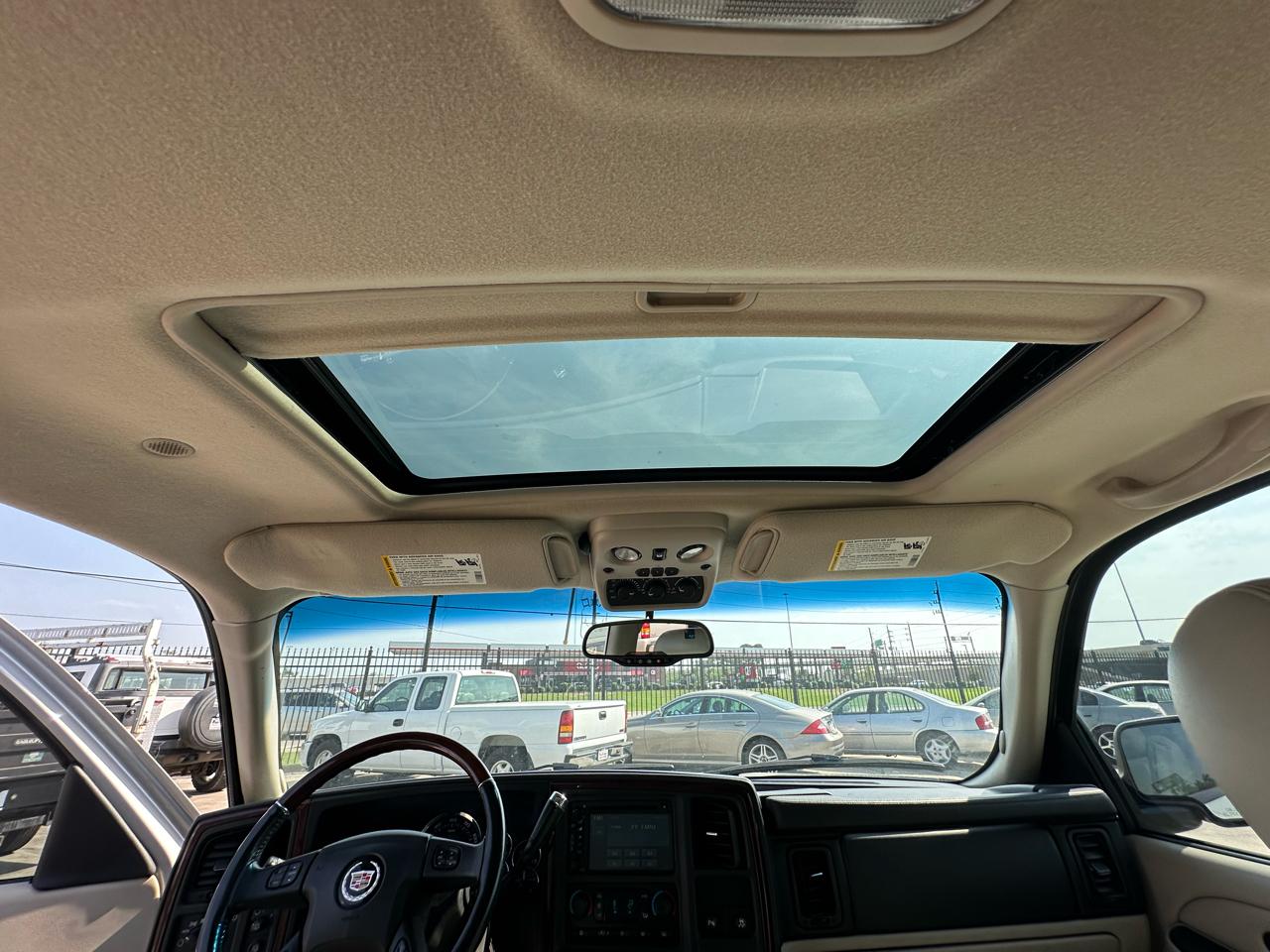 Cadillac Escalade 4WD 4dr Luxury Collection 2005