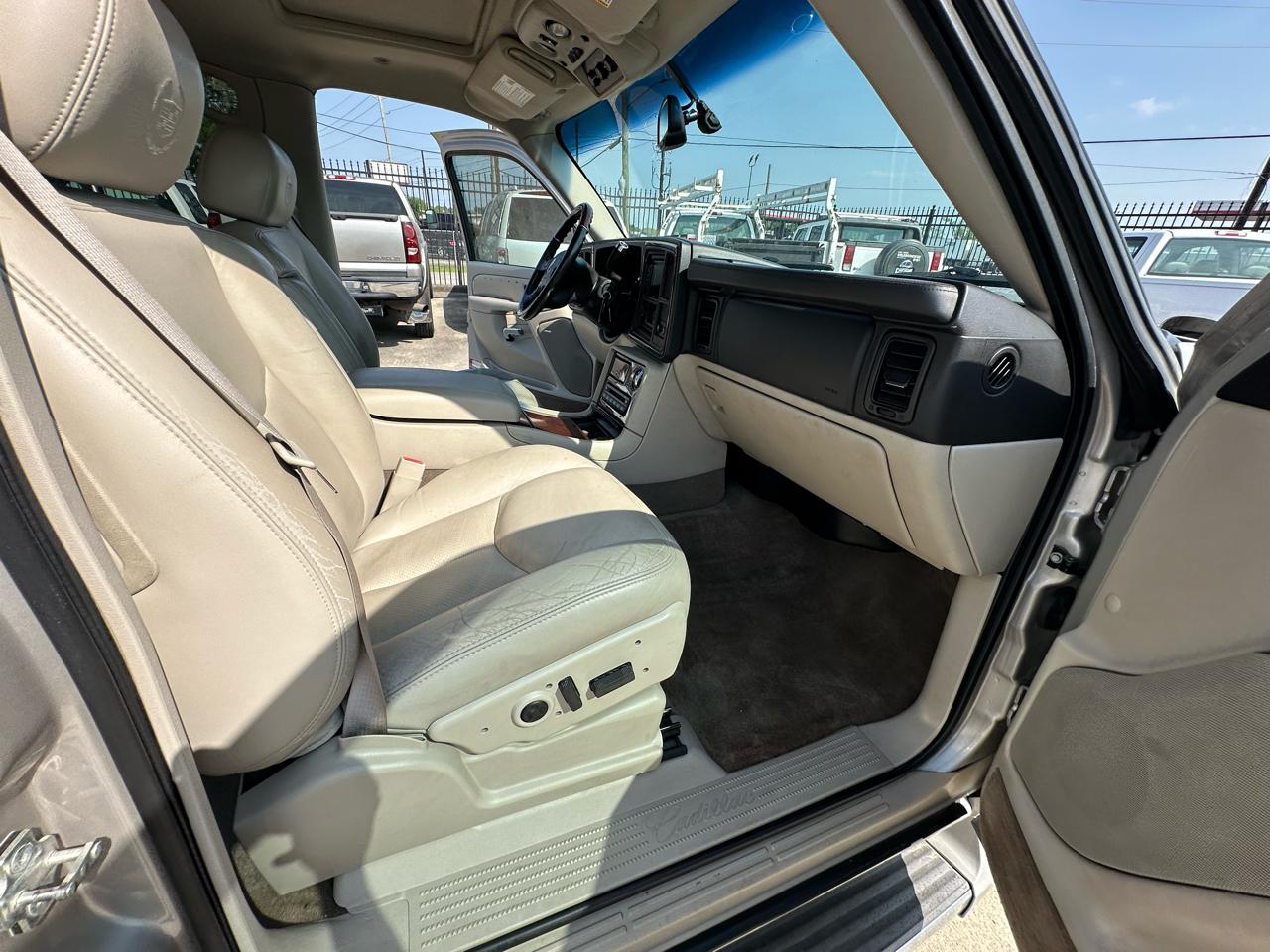 Cadillac Escalade 4WD 4dr Luxury Collection 2005