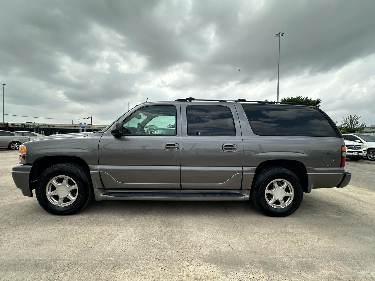 GMC Yukon Denali XL 2005