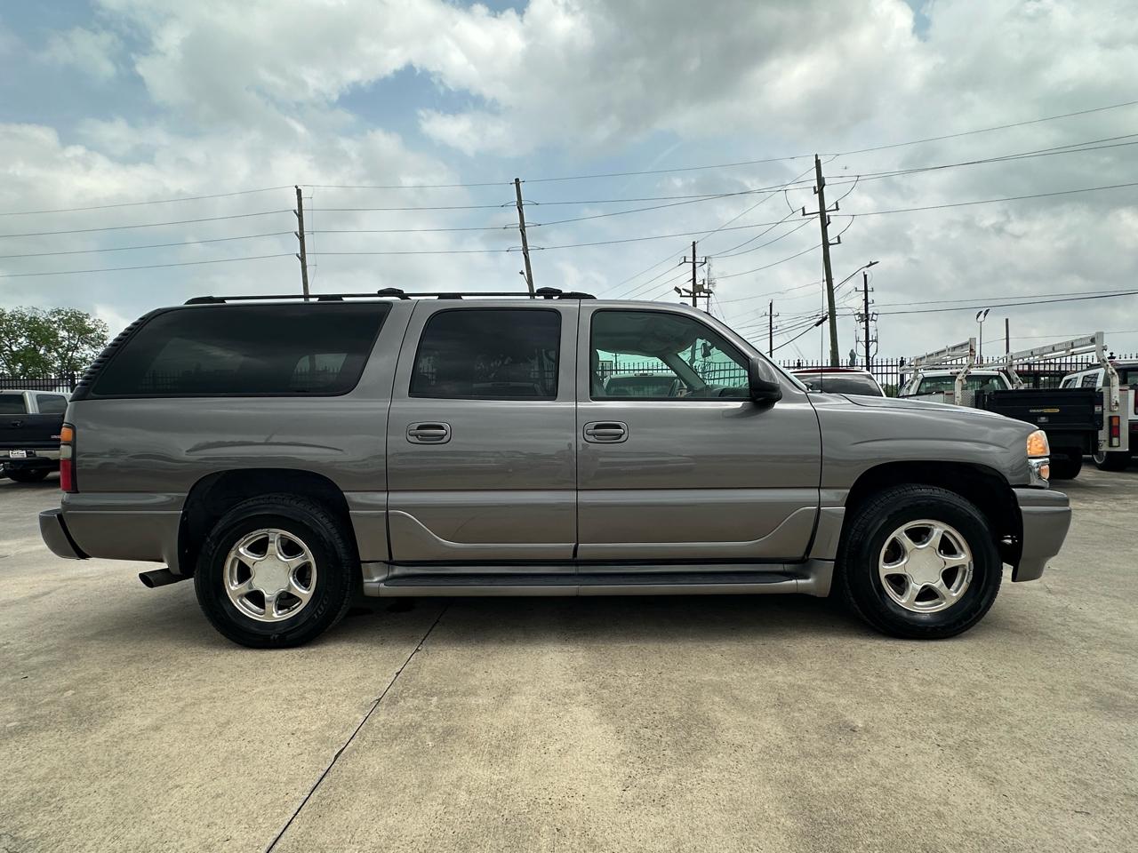 GMC Yukon Denali XL 2005