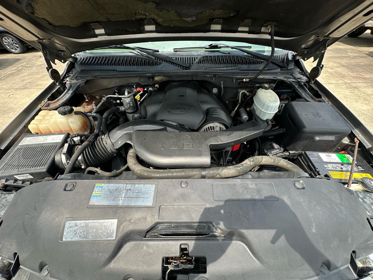 GMC Yukon Denali XL 2005