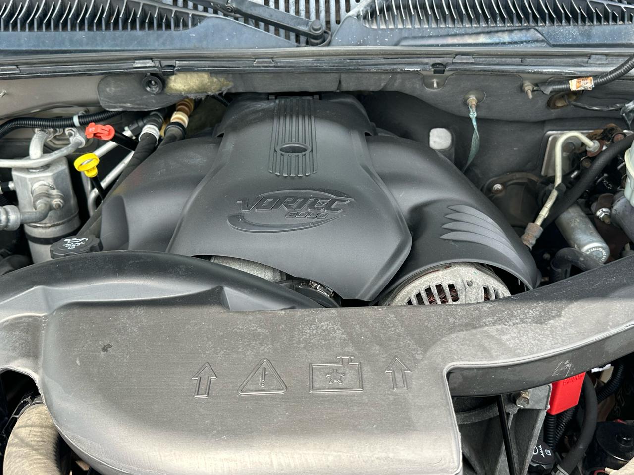 GMC Yukon Denali XL 2005