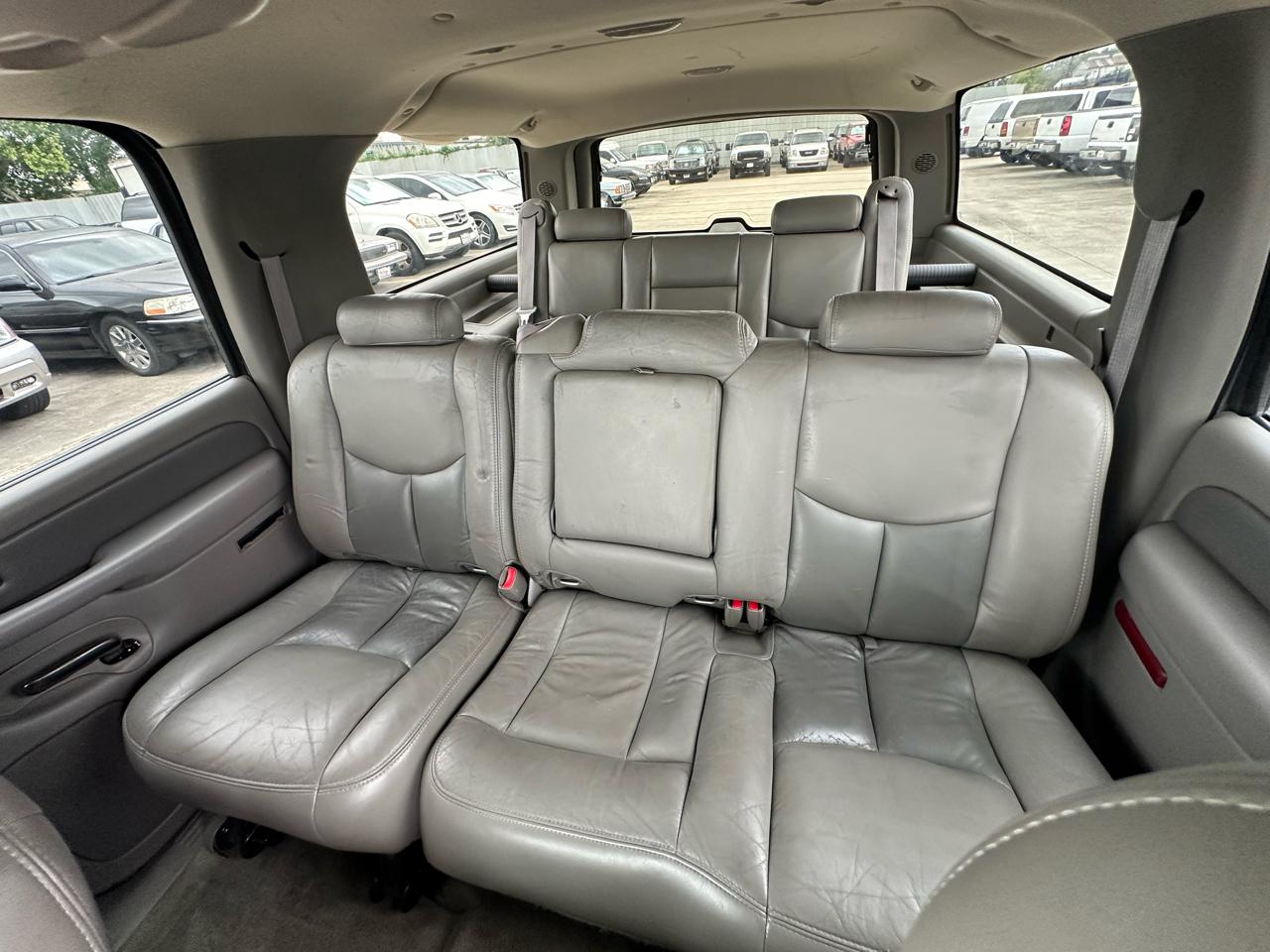 GMC Yukon Denali XL 2005