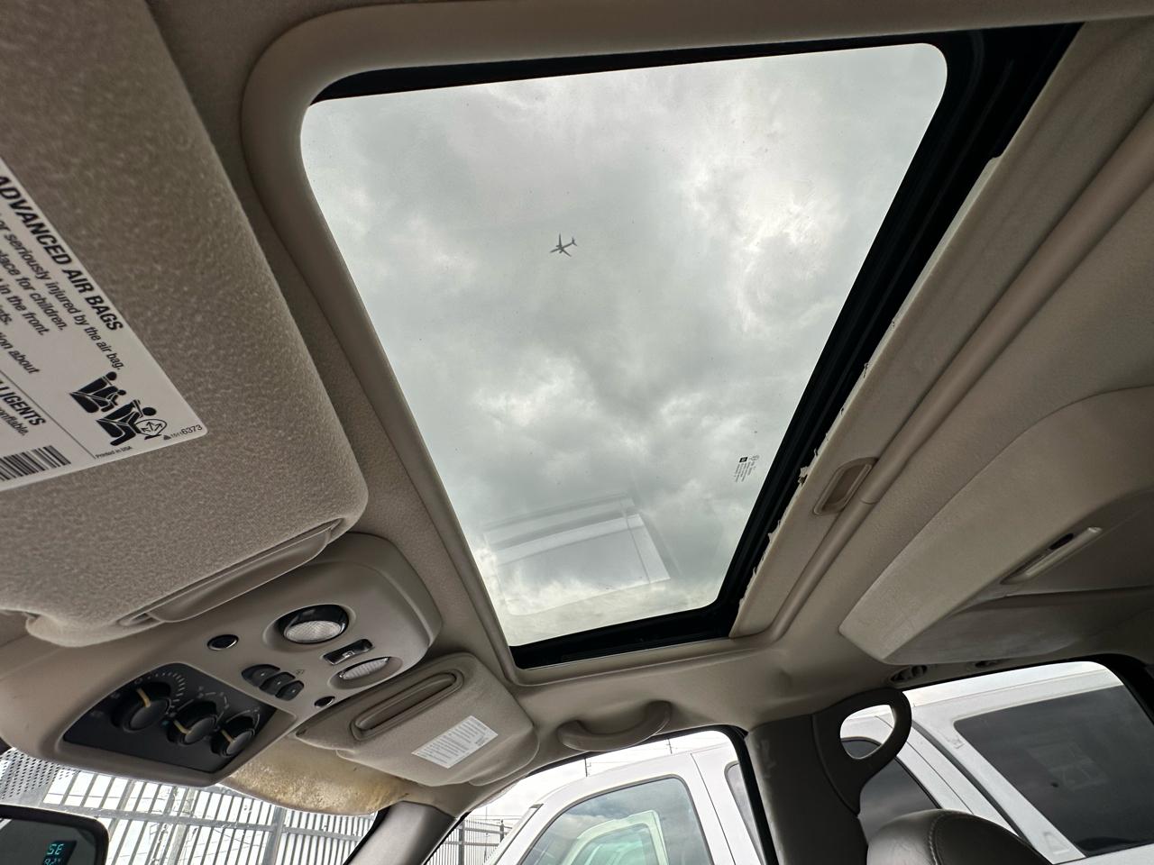 GMC Yukon Denali XL 2005