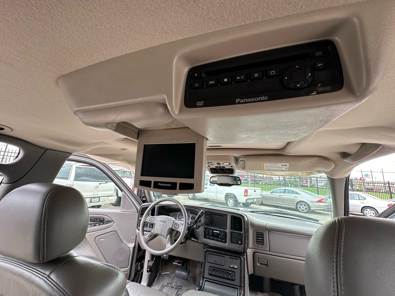 GMC Yukon Denali XL 2005