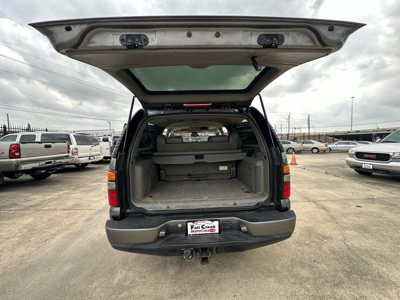 GMC Yukon Denali XL 2005