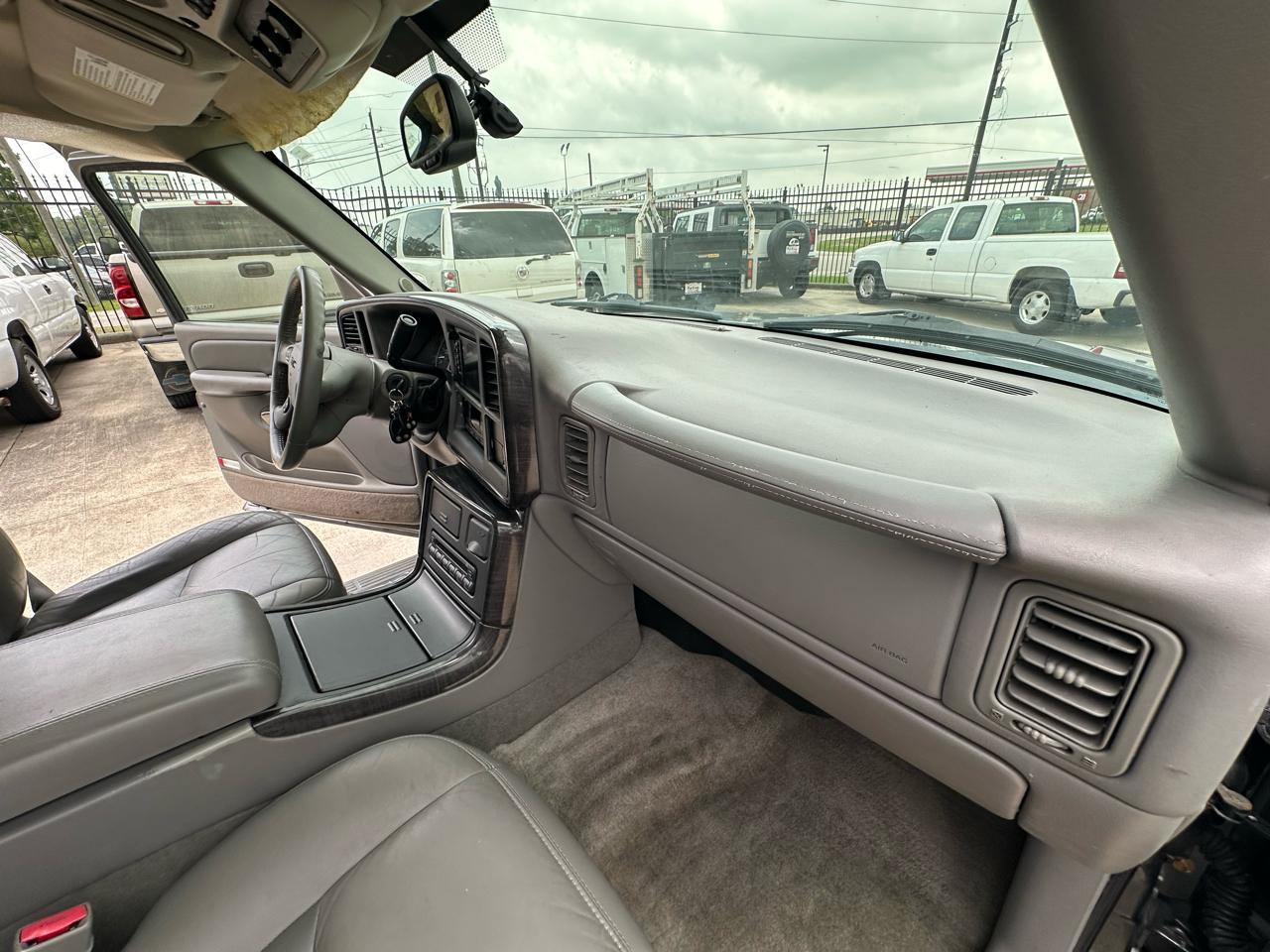 GMC Yukon Denali XL 2005