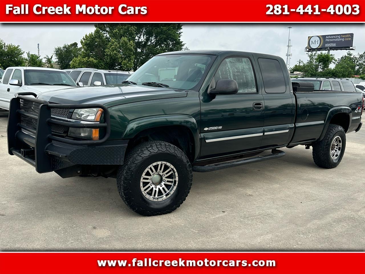 Chevrolet Silverado 2500HD LS Ext. Cab Long Bed 4WD 2004