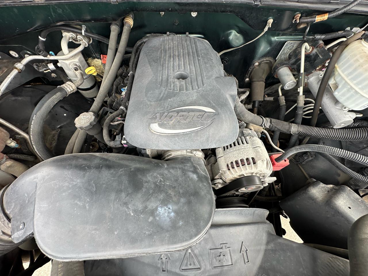 Chevrolet Silverado 2500HD LS Ext. Cab Long Bed 4WD 2004