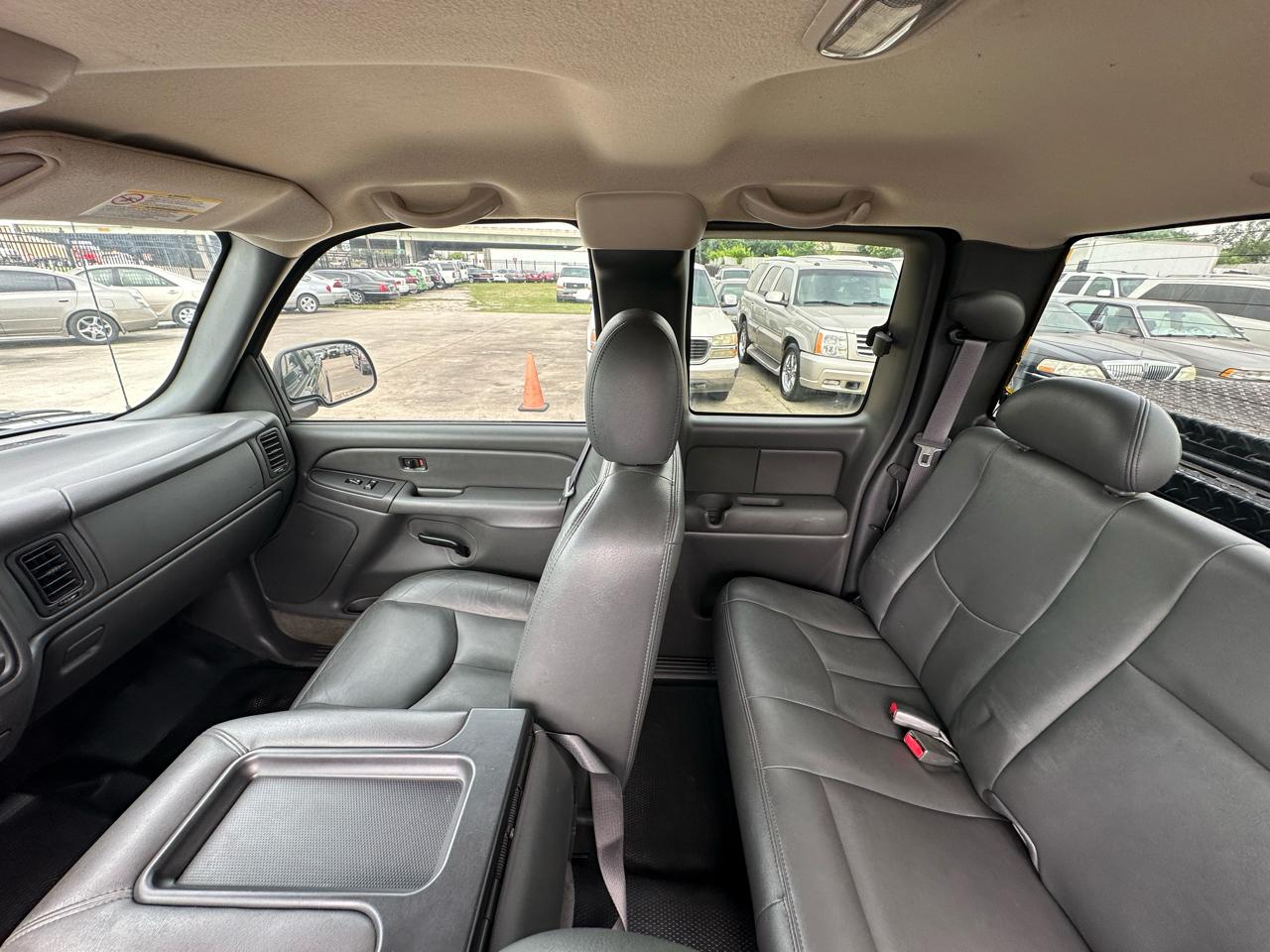 Chevrolet Silverado 2500HD LS Ext. Cab Long Bed 4WD 2004