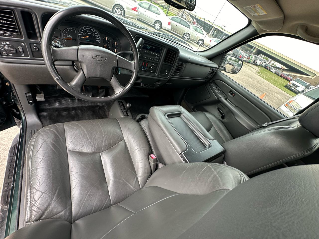 Chevrolet Silverado 2500HD LS Ext. Cab Long Bed 4WD 2004