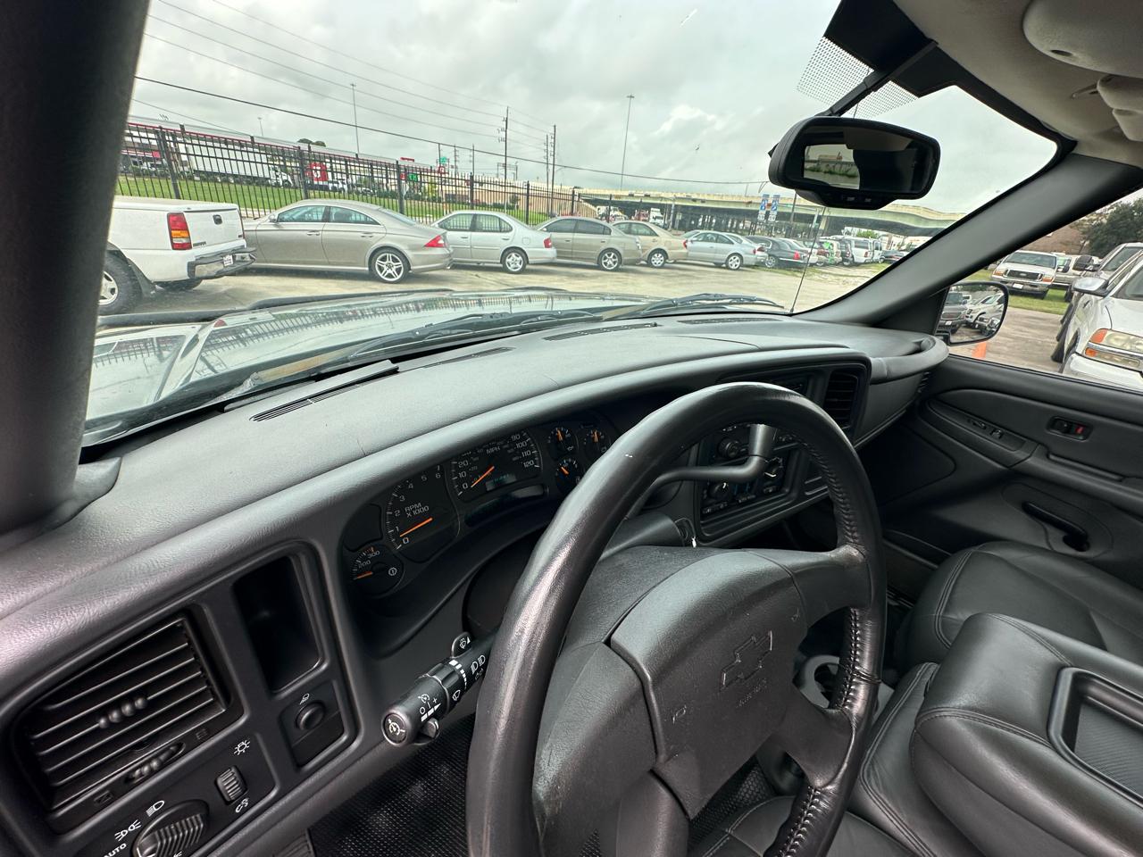 Chevrolet Silverado 2500HD LS Ext. Cab Long Bed 4WD 2004