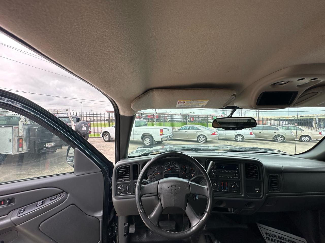 Chevrolet Silverado 2500HD LS Ext. Cab Long Bed 4WD 2004