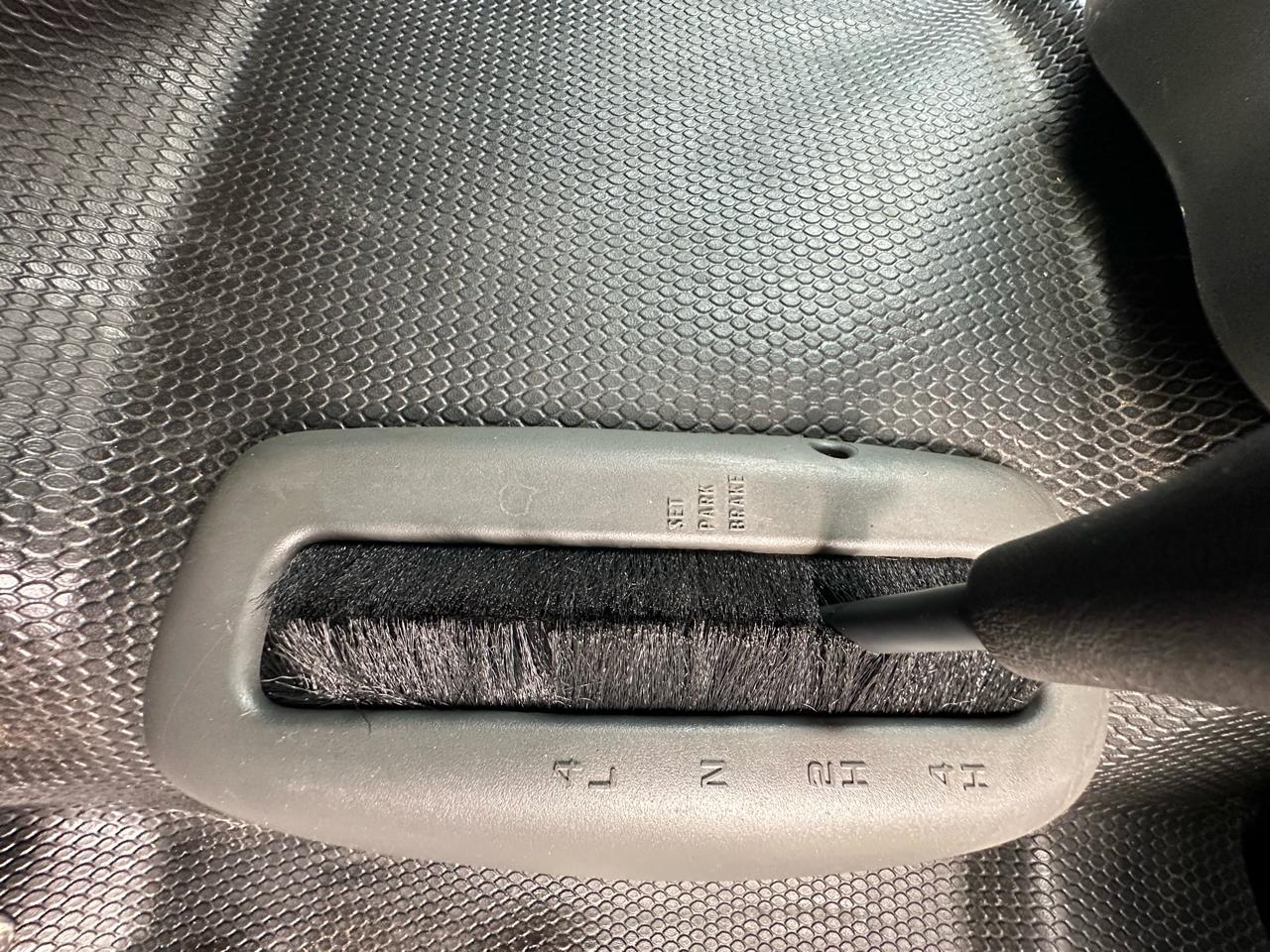 Chevrolet Silverado 2500HD LS Ext. Cab Long Bed 4WD 2004