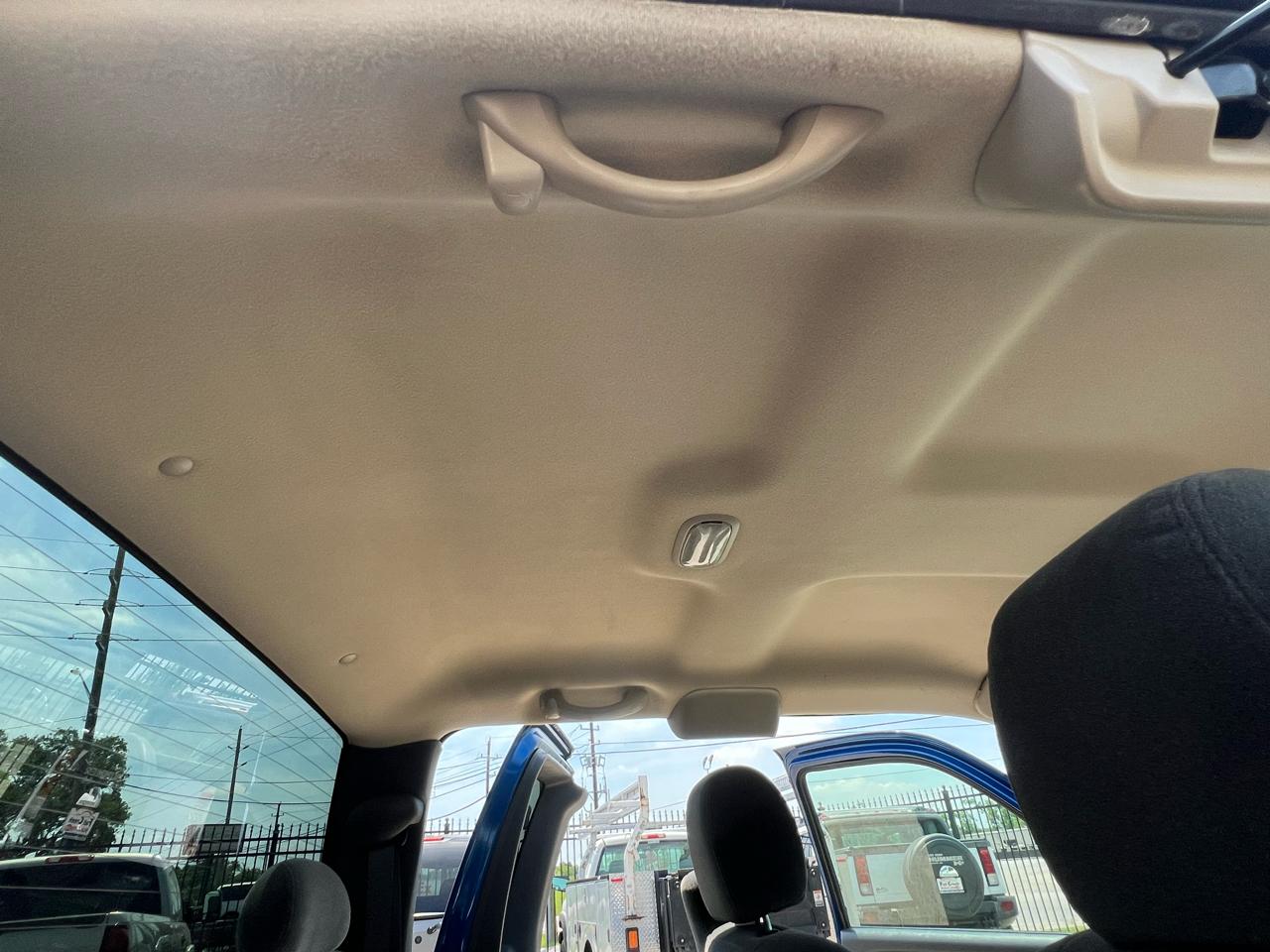Chevrolet Silverado 1500 LS Ext. Cab 3-Door Short Bed 2WD 2003
