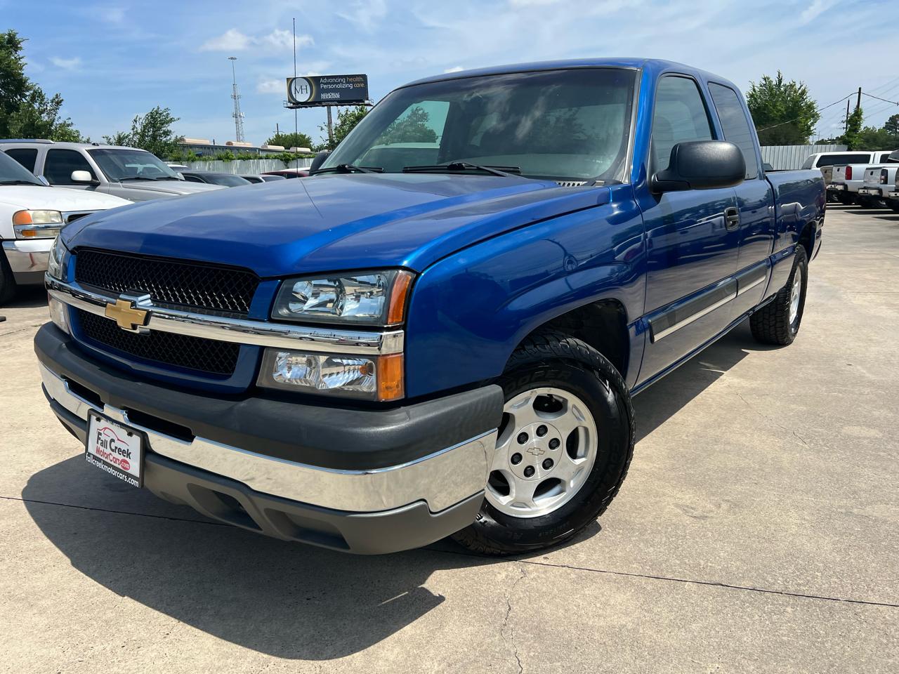 Chevrolet Silverado 1500 LS Ext. Cab 3-Door Short Bed 2WD 2003