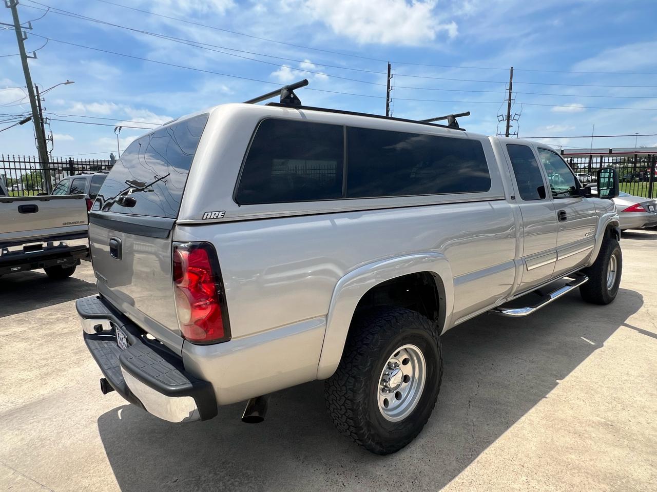 Chevrolet Silverado 2500HD LT Ext. Cab Long Bed 4WD w/OnStar 2006