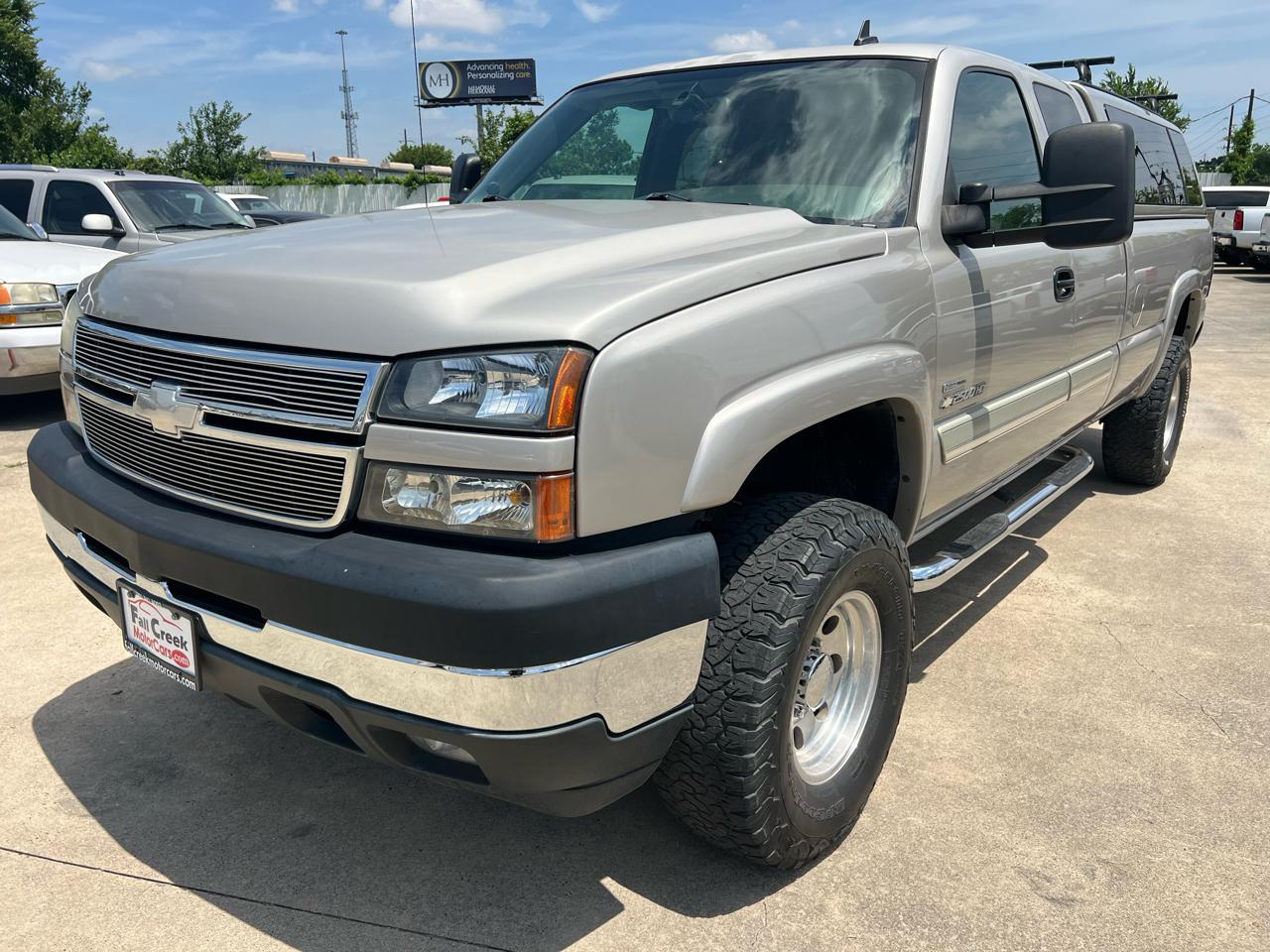 Chevrolet Silverado 2500HD LT Ext. Cab Long Bed 4WD w/OnStar 2006